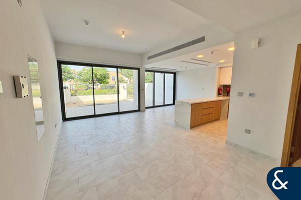 3 Bedrooms | Communal gym | Swimming Pool